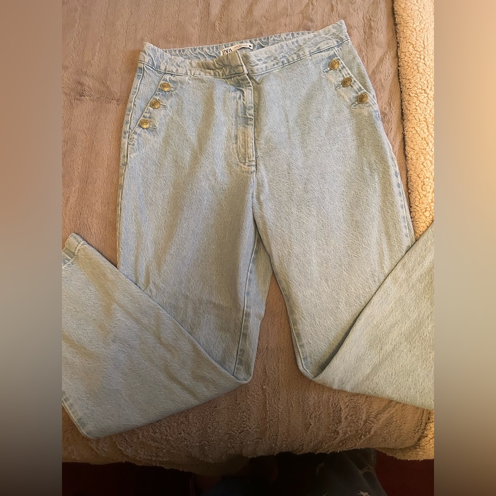Trendy Zara Jeans